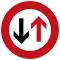 Give way to oncoming traffic (DE)